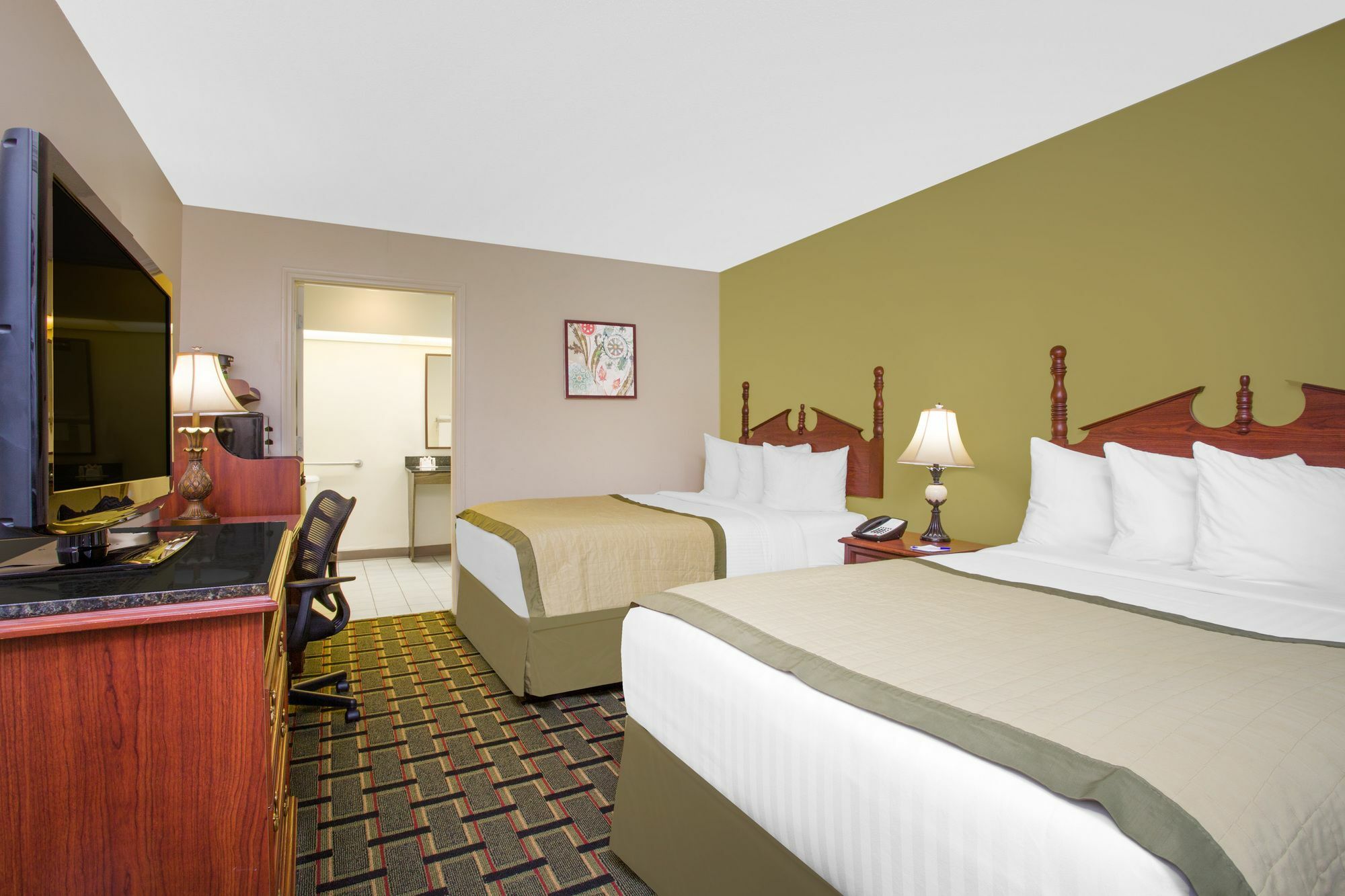 Baymont By Wyndham Warner Robins Motel Exterior photo